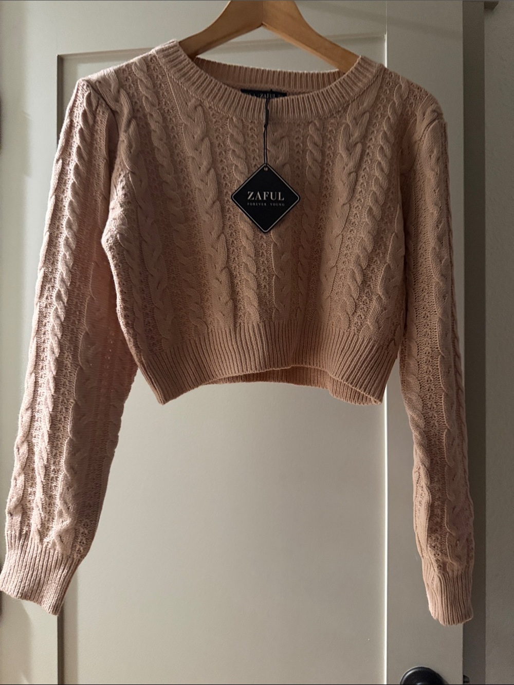 Zaful Blush Cable-Knit Cropped Crewneck Sweater